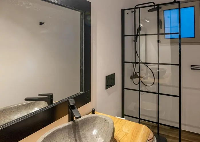 Raffar Luxury Tínos