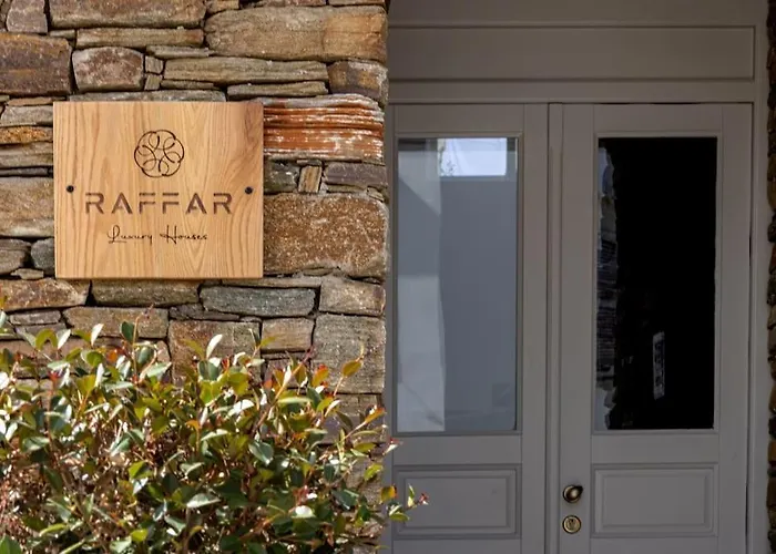 Raffar Luxury Tínos