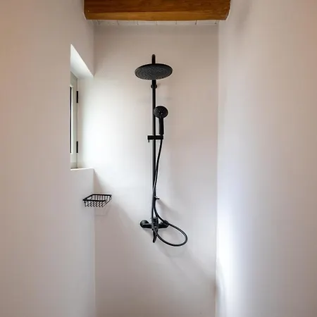 Raffar Luxury Tínos