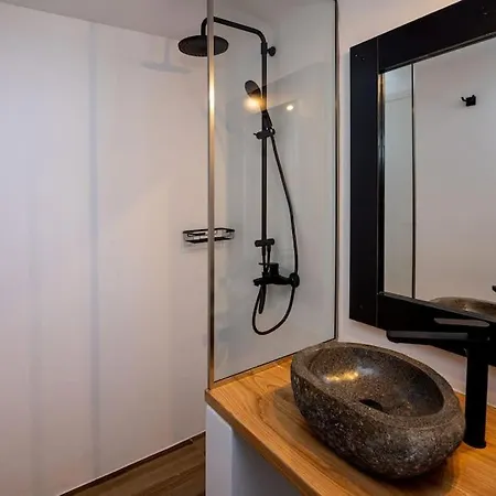 Raffar Luxury דירה Tínos